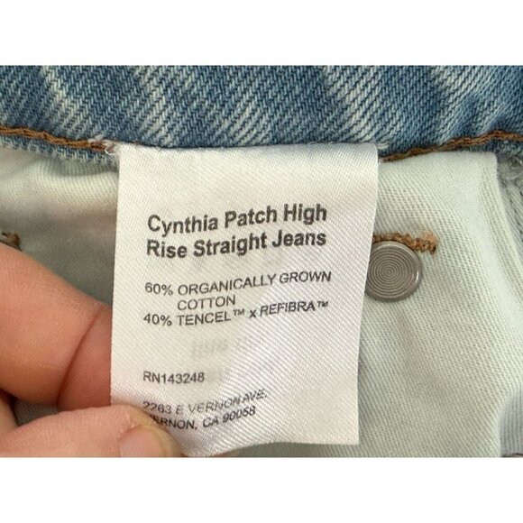 Reformation Cynthia Patch High Rise Straight Jeans in Tahoe Light Wash Denim Siz - Picture 9 of 9